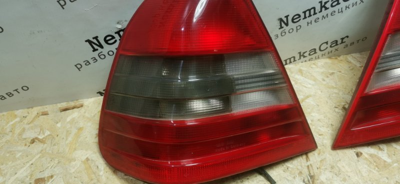 Фонарь Mercedes C180 1996 W202