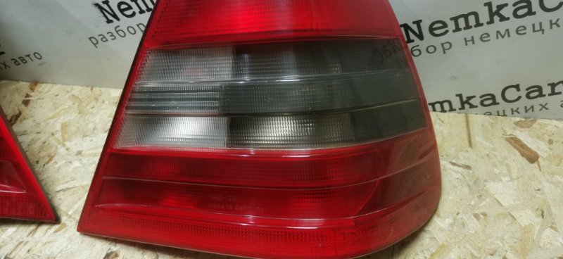 Фонарь Mercedes C180 1996 W202