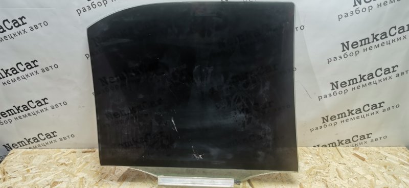 Стекло Mercedes C180 1996 W202