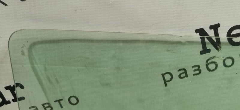 Стекло Mercedes W124 1989 E260