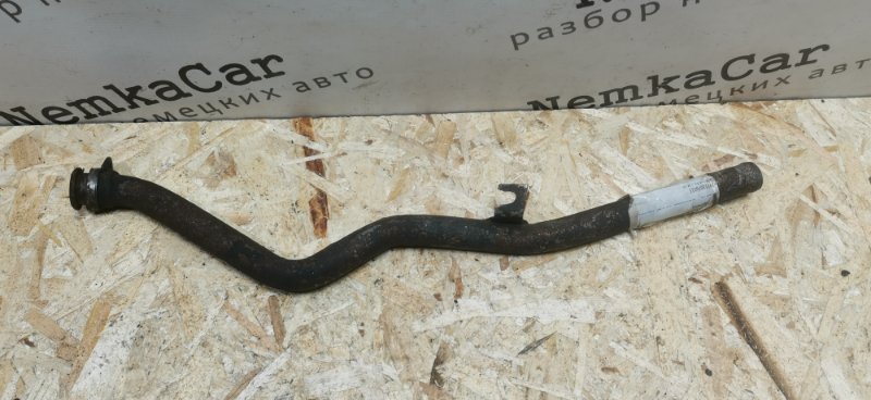 Трубка системы охлаждения Mercedes W124 1994 Седан