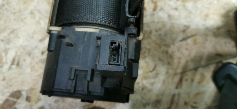 Ремень безопасности Mercedes S-Klass 2000 w220