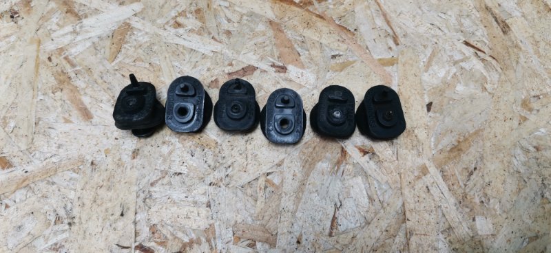 Крепление груза в багажнике Mercedes S-Klass 2000 w220