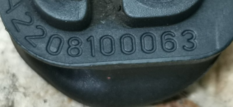 Крепление груза в багажнике Mercedes S-Klass 2000 w220