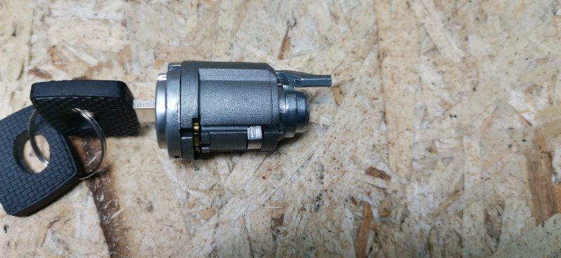 Личинка замка зажигания Mercedes-Benz E-Class 1993 W124