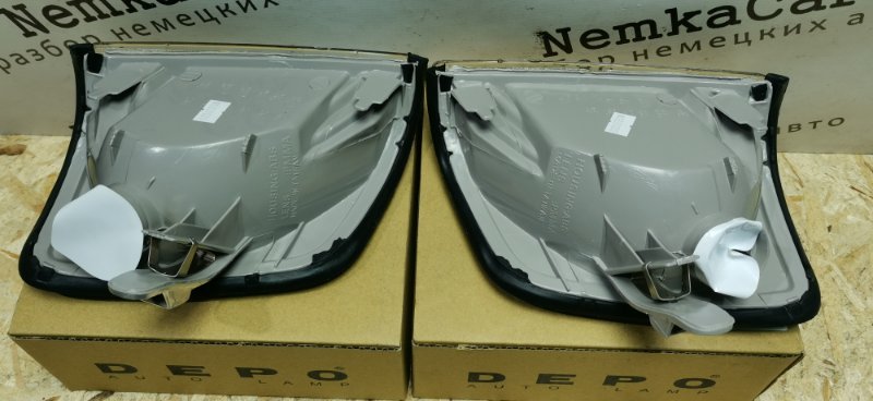 Поворотники новые Mercedes E-Class 1994 W124