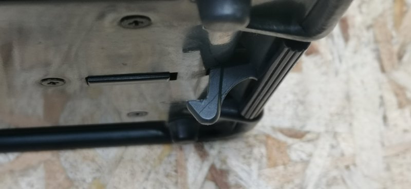 Крышка подлокотника Mercedes C180 1996 W202