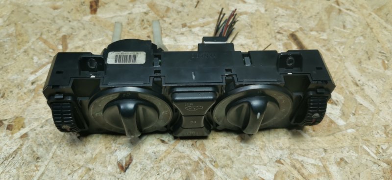 Блок управления климат-контролем Mercedes C180 1996 W202