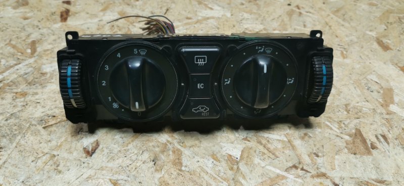 Блок управления климат-контролем Mercedes C180 1996 W202