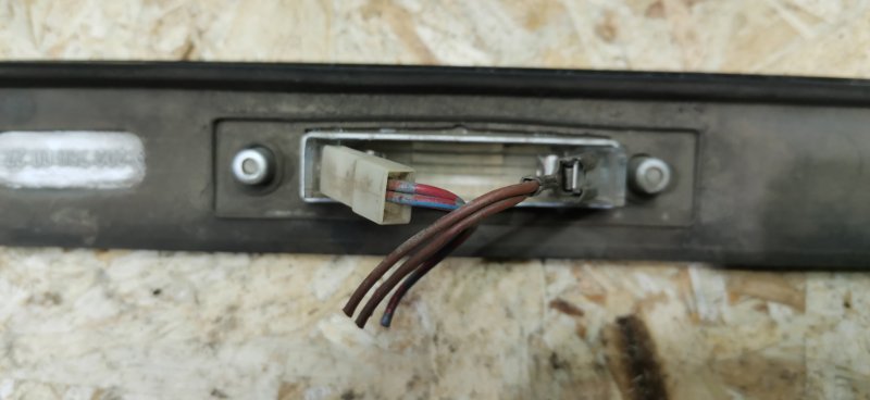 Подсветка номера Mercedes C180 1996 W202