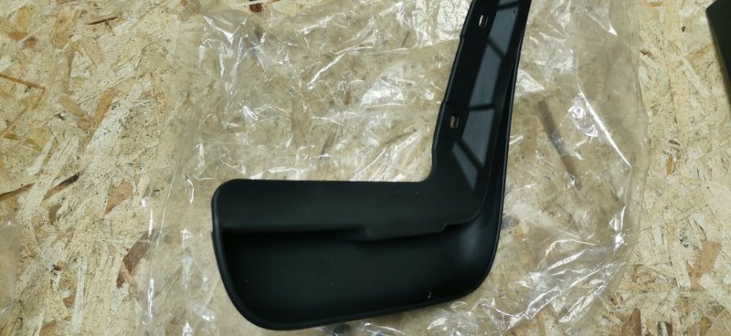 Брызговик Chevrolet AVEO 2012 T300