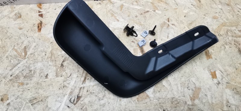 Брызговик Chevrolet AVEO 2014 T300