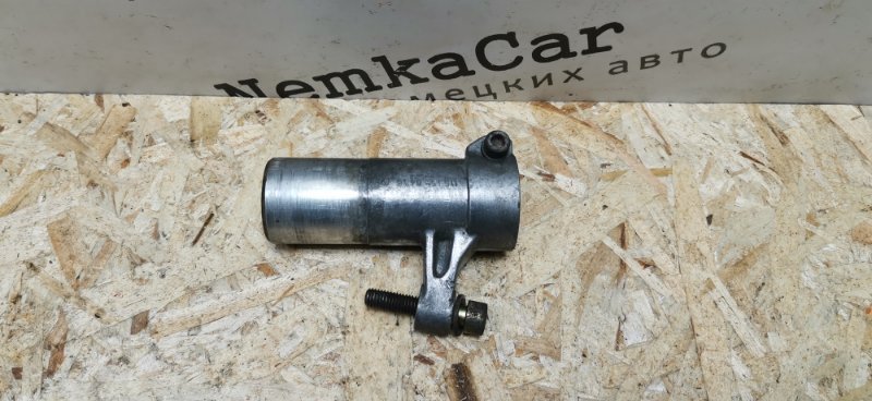 Втулка распределителя зажигания Mercedes W123 1979