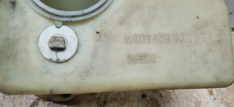 Бачок омывателя Mercedes C180 1996 W202