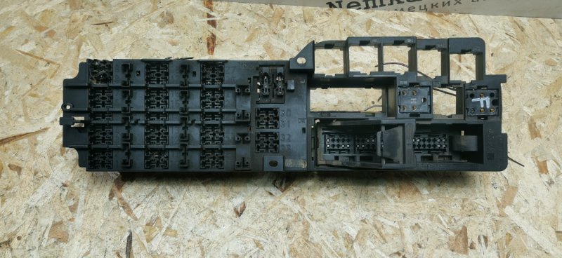 Блок предохранителей Mercedes C180 1996 W202