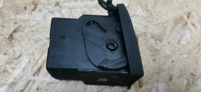 Дефлектор панели Mercedes C180 1996 W202