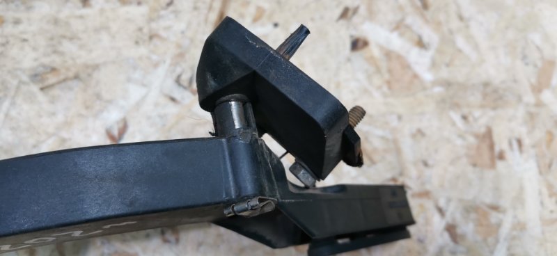 Педаль газа Mercedes C180 1996 W202