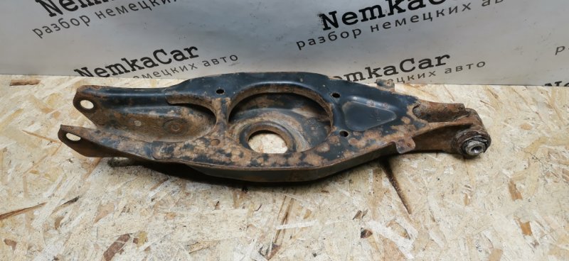 Рычаг подвески Mercedes W124 1987