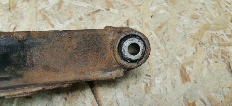 Рычаг подвески Mercedes C-Class 2000 W203