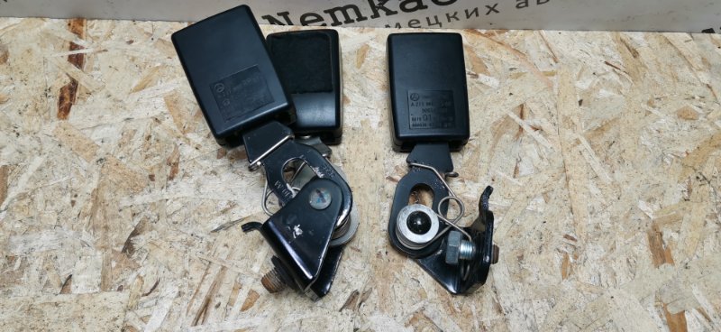 Замок ремня безопасности Mercedes E-Class W211