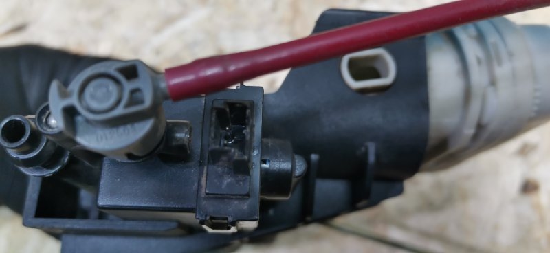 Замок багажника Mercedes S-Klass 2000 w220