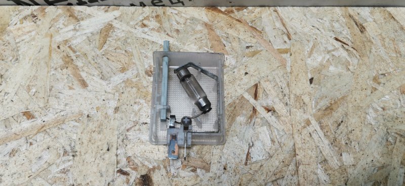 Плафон бардачка Mercedes C180 1996 W202