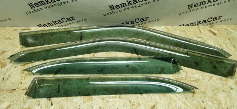 Дефлекторы окон накладные Mercedes C180 1996 W202