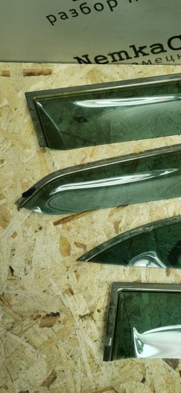 Дефлекторы окон накладные Mercedes C180 1996 W202