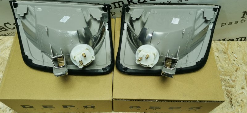 Поворотники новые Mercedes E-Classe 1994 W124