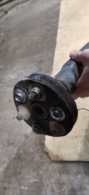 Карданный вал Mercedes C180 1996 W202