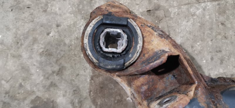 Балка подвески Mercedes C180 1996 W202