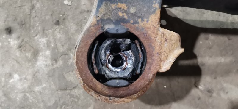 Балка подвески Mercedes C180 1996 W202