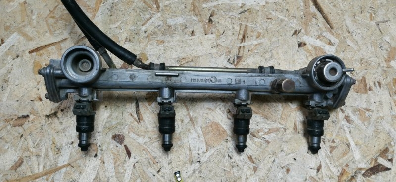 Топливная форсунка Mercedes C180 1996 W202