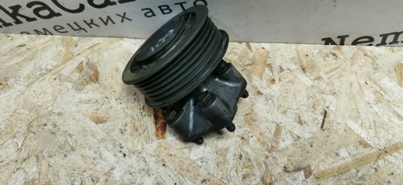 Кронштейн обводного родика Mercedes Vito 1996 638