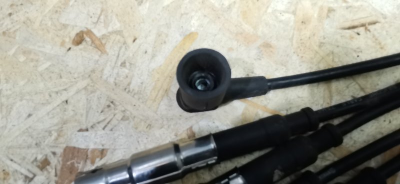 Провода высоковольтные Mercedes W124 1989 E260