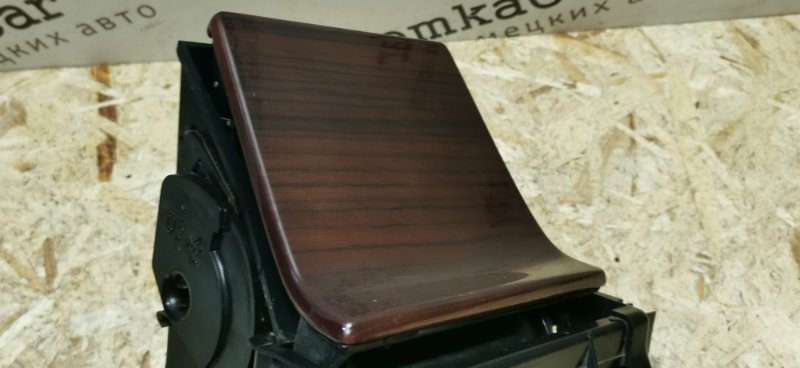 Бардачок малый Mercedes C180 1996 W202