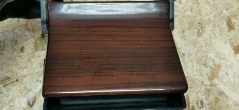 Бардачок малый Mercedes C180 1996 W202