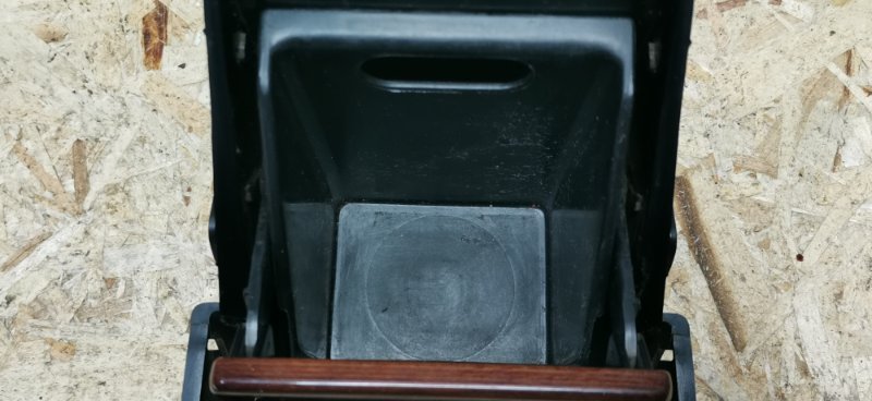 Бардачок малый Mercedes C180 1996 W202