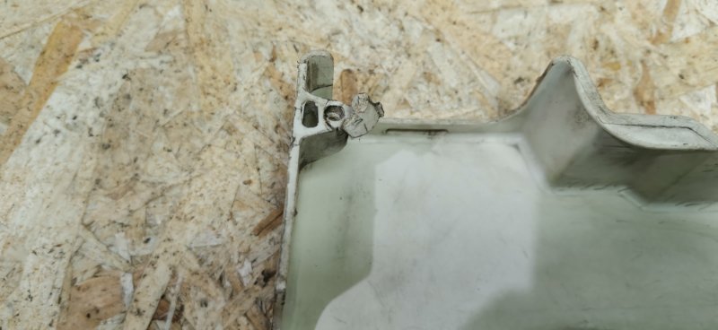 Крышка активатора замка Mercedes W124 1993 E320