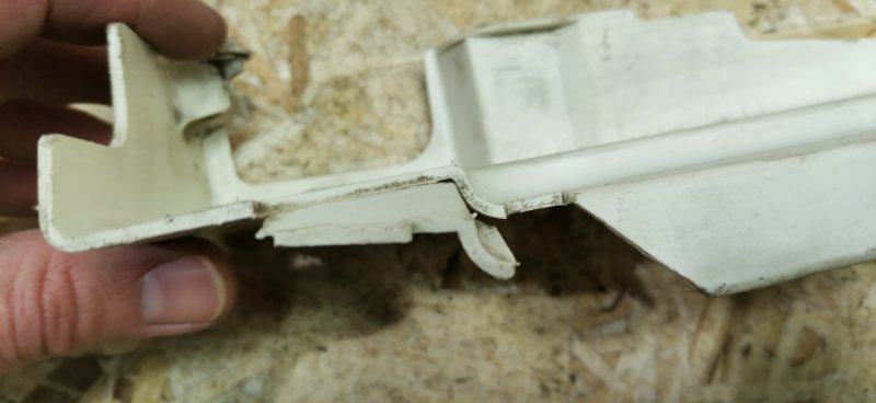 Крышка активатора замка Mercedes W124 1993 E320