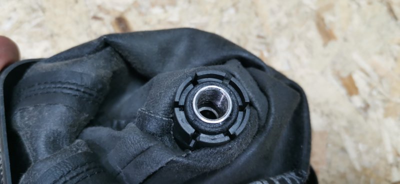 Ручка кпп Mercedes W124 1987