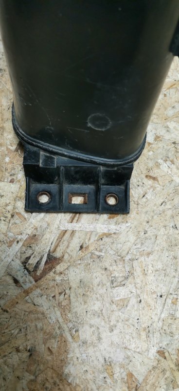 Кронштейн адсорбера Mercedes C180 1996 W202