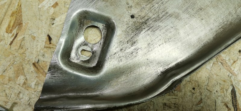 Экран тепловой Mercedes w123 1980 Седан