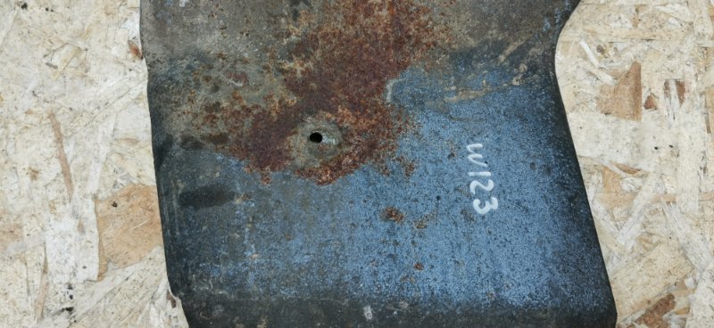 Экран тепловой Mercedes w123 1980 Седан