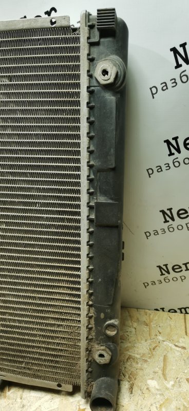 Радиатор Mercedes W124 1993 250D