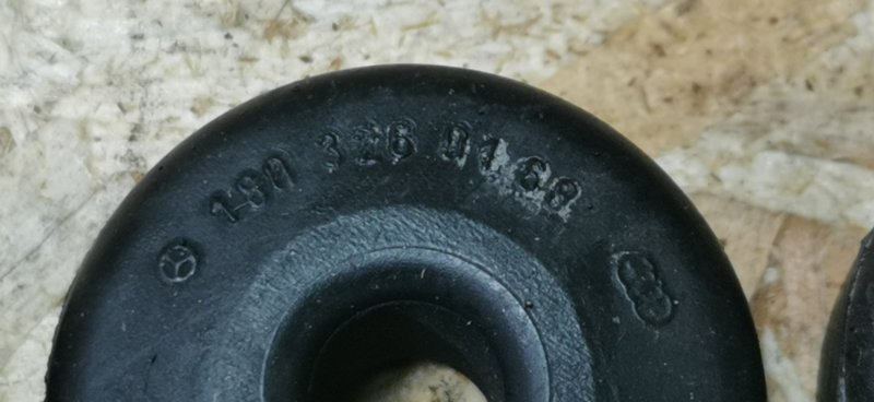 Отбойник амортизатора Mercedes E-Class 1990 W124