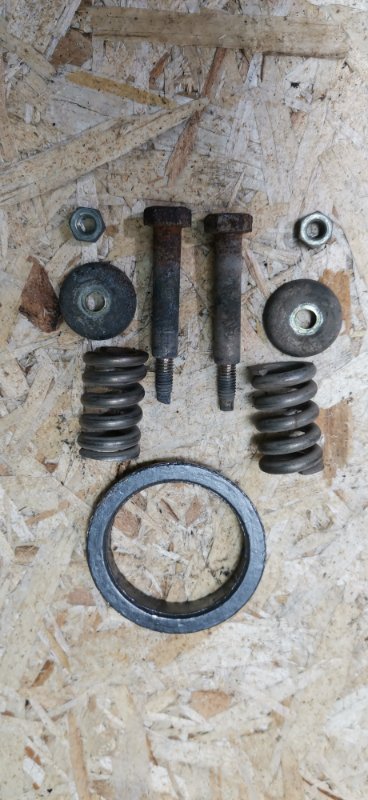 Комплект крепления глушителя PEUGEOT 307