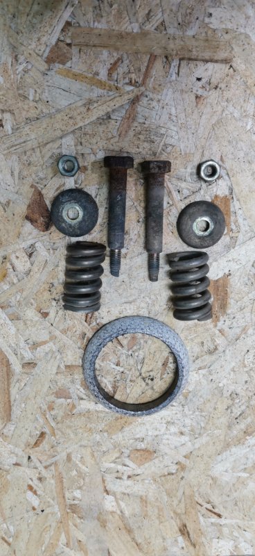 Комплект крепления глушителя PEUGEOT 307