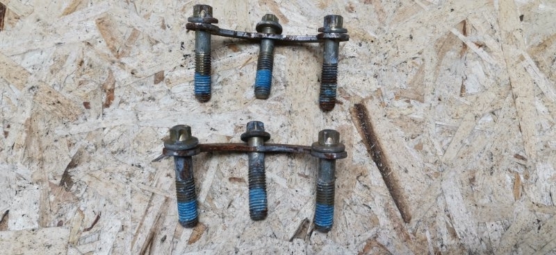 Болты крепления привода Mercedes W124 1993 W124T