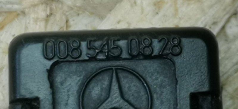 Корпус разъема Mercedes W124 1993 E320